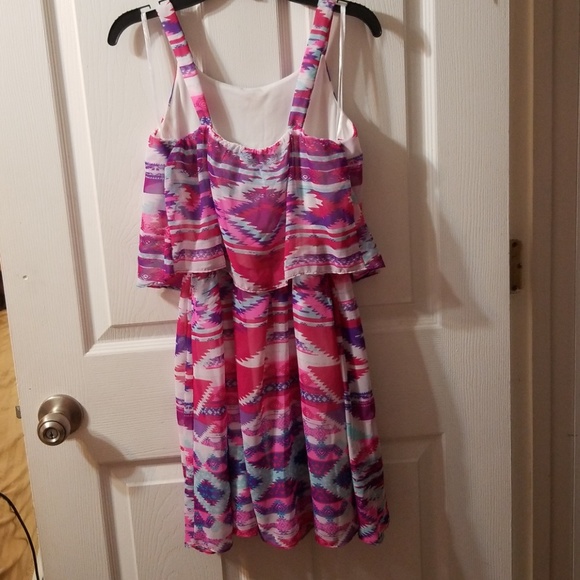 Amy Byer Print casual dress for girls - Picture 3 of 4
